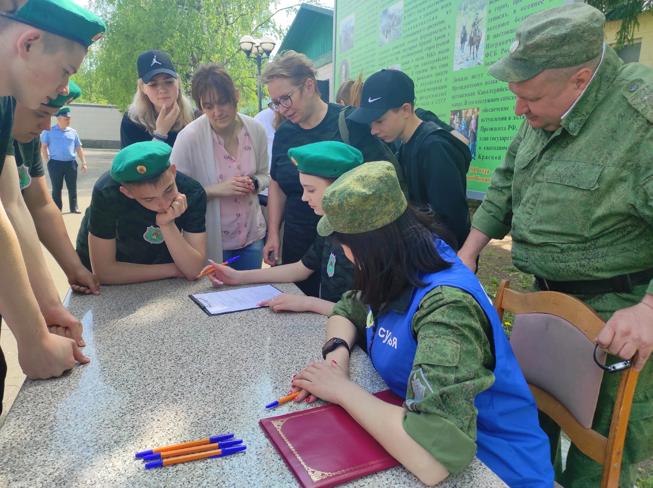 Приняли участие в ежегодной военно-патриотической игре &amp;quot;Марафон поколений&amp;quot; на базе Пограничного кинологического учебного центра ФСБ России.